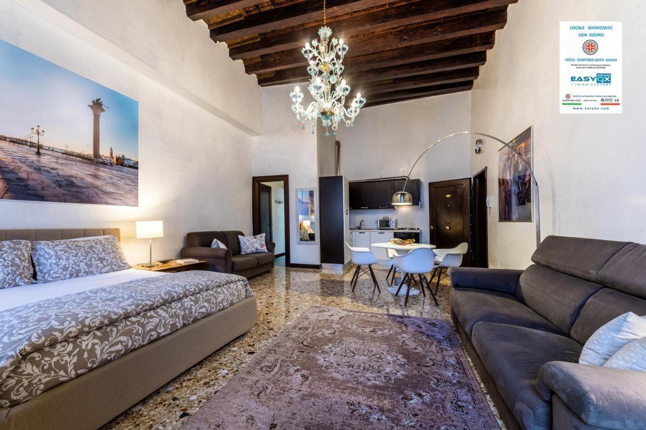 Ca Sant'Angelo Apartment เวนิส ภายนอก รูปภาพ
