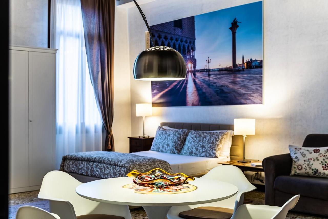 Ca Sant'Angelo Apartment เวนิส ภายนอก รูปภาพ