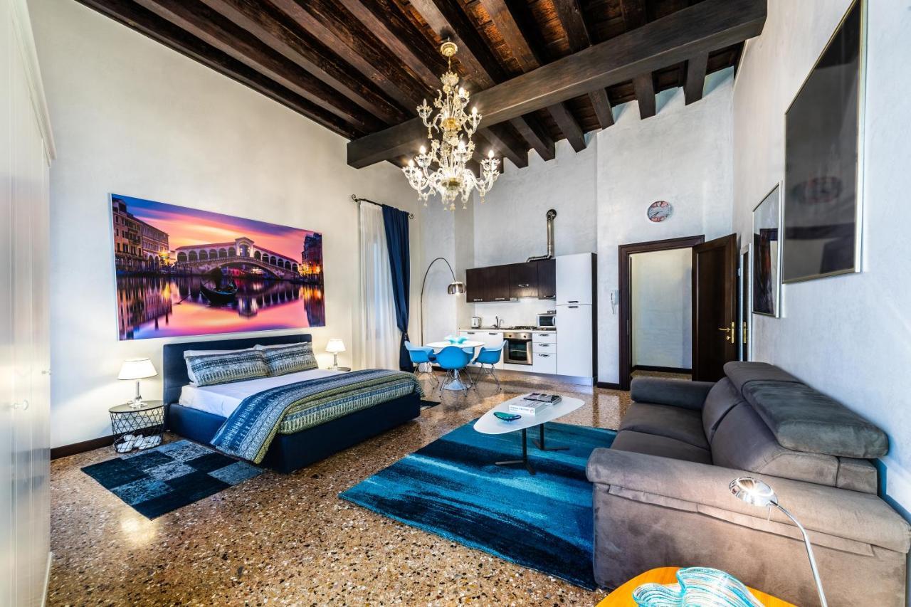 Ca Sant'Angelo Apartment เวนิส ภายนอก รูปภาพ