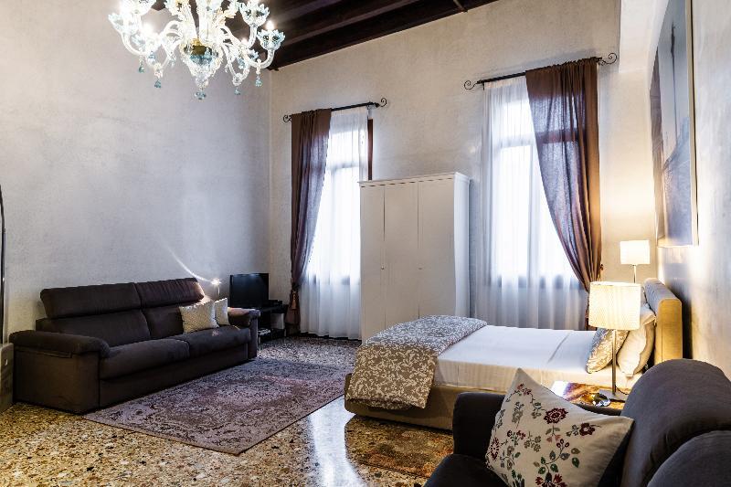 Ca Sant'Angelo Apartment เวนิส ภายนอก รูปภาพ